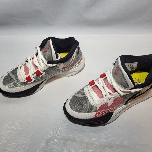 2 pair Nike kyrie 8 unreleased - Picture 7 of 10